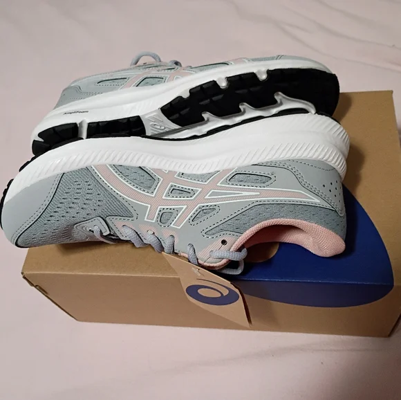 ASICS Women's Athletic Shoes in Gray and Pink - Picture 4 of 5